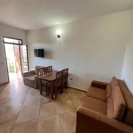 Kamberi & 2 Apartmán