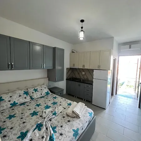 Apartmán Kamberi & 2 Velipojë