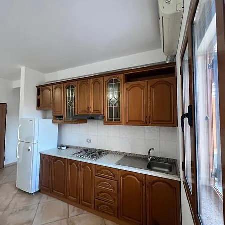 Apartmán Kamberi & 2 *