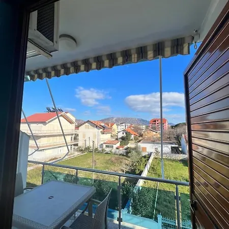 Kamberi & 2 Apartamento Velipojë