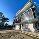Apartamento Kamberi & 2 Velipojë