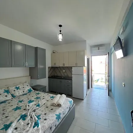 Apartament Kamberi & 2 Velipojë