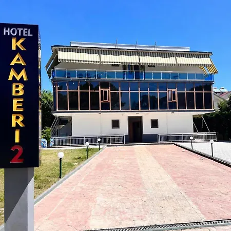 Daire Kamberi & 2 Velipojë
